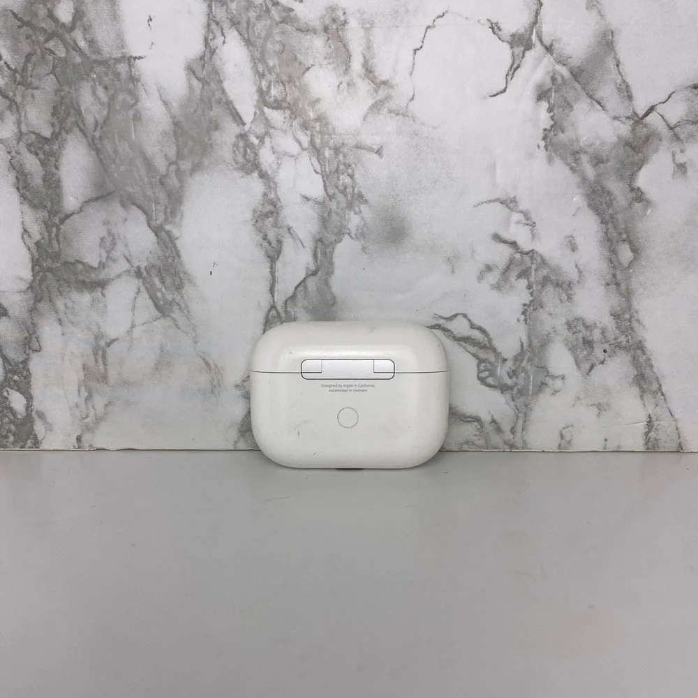 Apple AirPods Pro Charging Case Only A2190 headphones